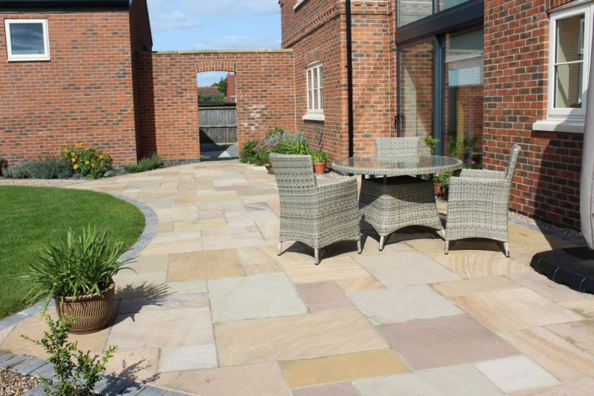 24MM HARVEST CALIBRATED INDIAN SANDSTONE 600 X 290