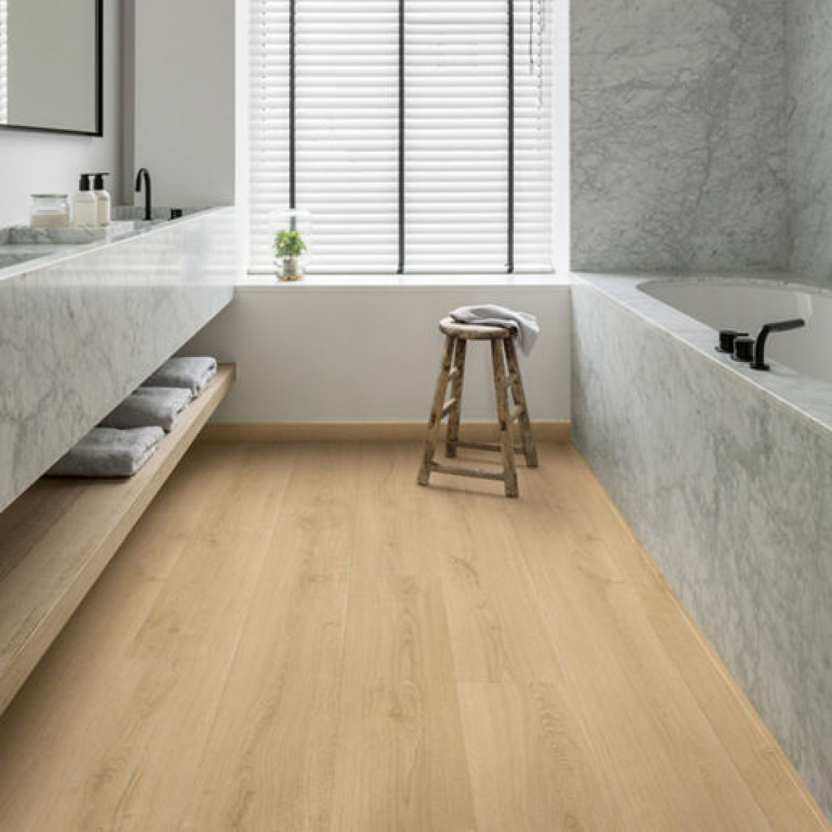 QUICKSTEP 1380MM x 212MM LAMINATE BRUSHED OAK FLOORING