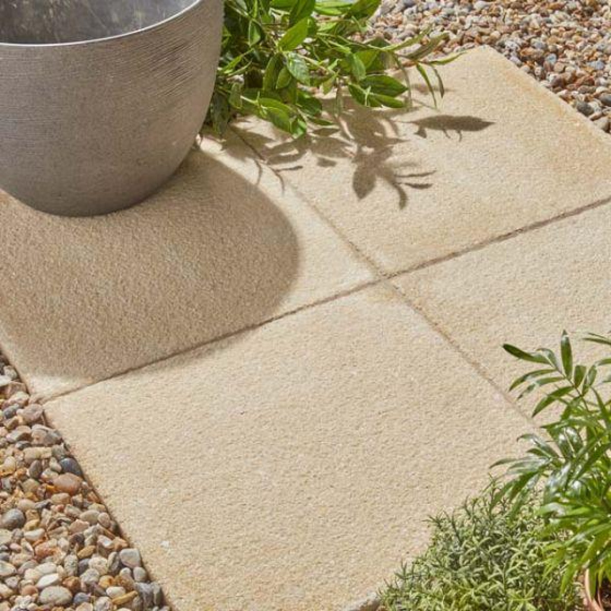 TEXTURED PAVING SLAB BUFF 600 X 600